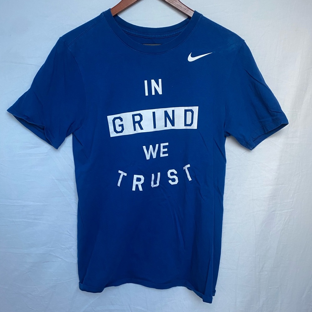 Nike graphic tee